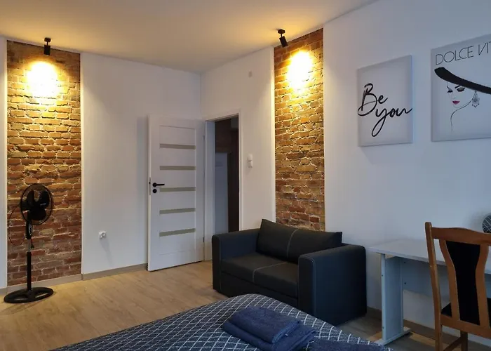 51 Z Klimatyzacja 公寓