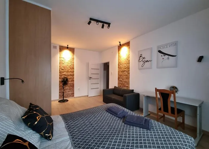 公寓 51 Z Klimatyzacja 格丁尼亚